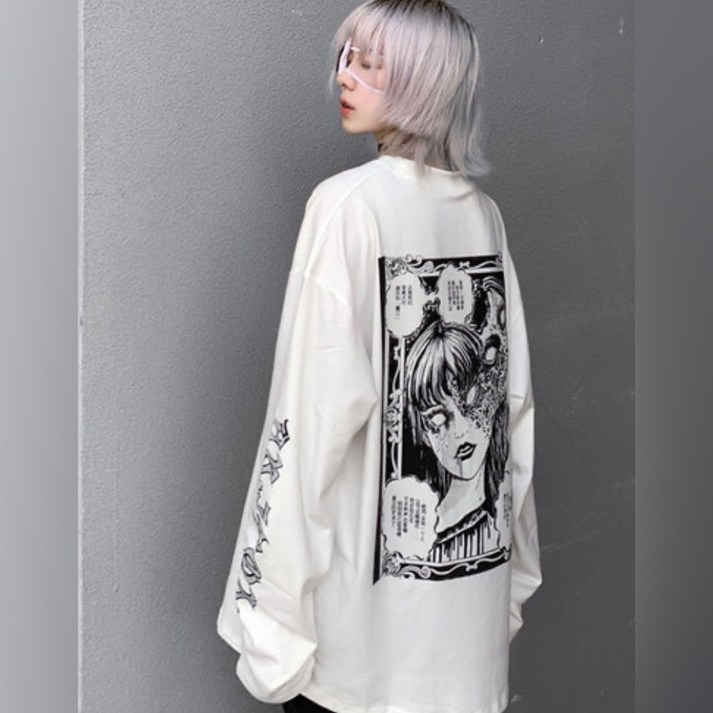 Arjpor Japanese Streetwear Horror Anime Long Sleeve Tshirt Size:Small